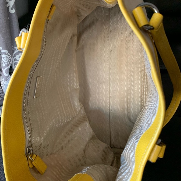 Prada Canapa tote bag - Picture 6 of 8